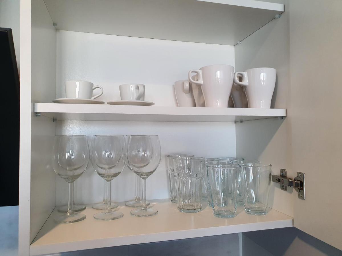 Apartament Wsrod 1000Cy Swiatel - Z Parkingiem W Hali Garazowej- Duzy Balkon Z Lezakami - Piekny Widok Noca Na Panorame Tysiaclecia 卡托维兹 外观 照片